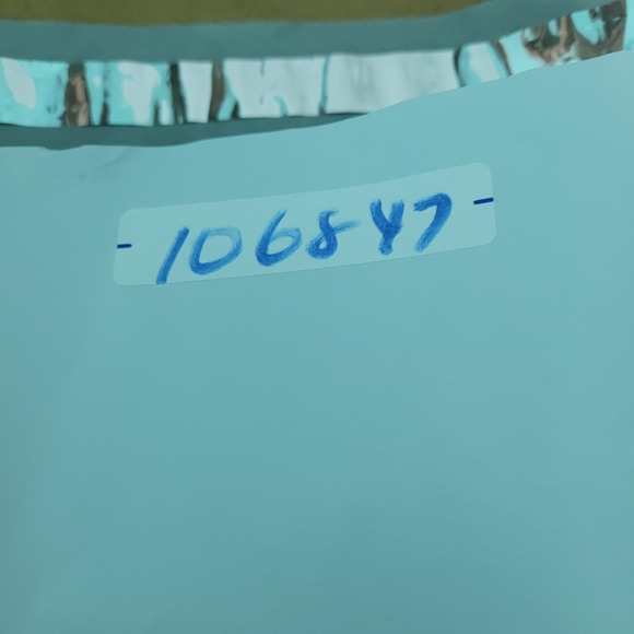 Cinch T-Shirt Men's Size Medium Red White Classic Heavy Duty Denim Big Logo S/S - Picture 8 of 8